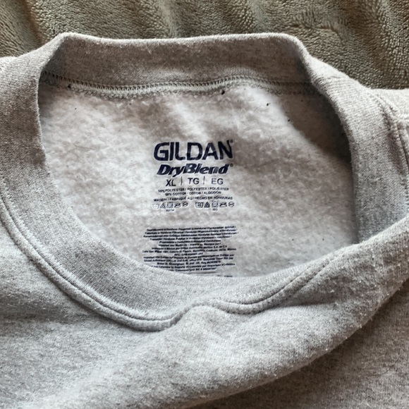 Tom Brady crewneck sweater Tampa Brady buccaneers XL - Picture 3 of 3